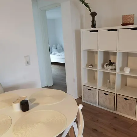 Fuer Monteure Und Feriengaeste * Berne